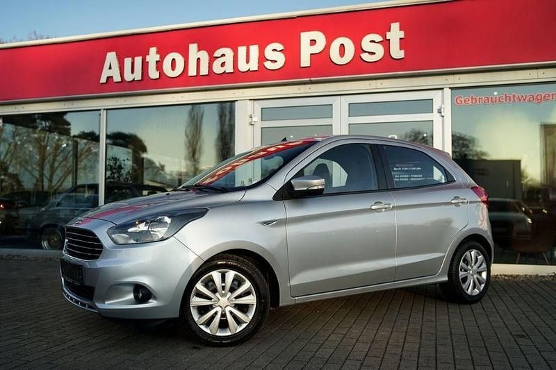 Gebraucht Ford Ka Plus Cool & Sound Edition 86 PS (63 kW) 2016 Silber Kleinwagen