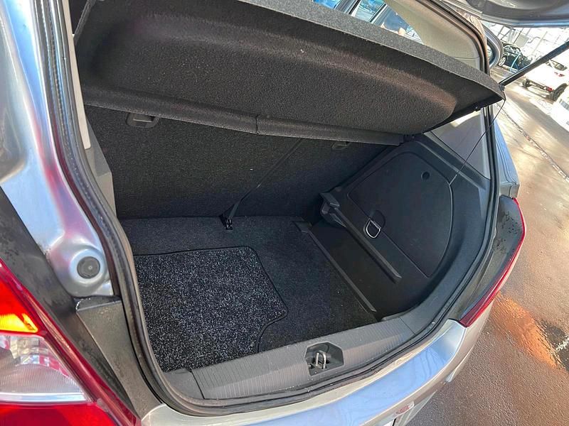 Gebraucht Opel Corsa 80 PS (58 kW) 2007 Grau Kleinwagen