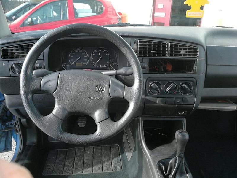 Gebraucht VW Golf III 60 PS (44 kW) 1993 Blau Kleinwagen