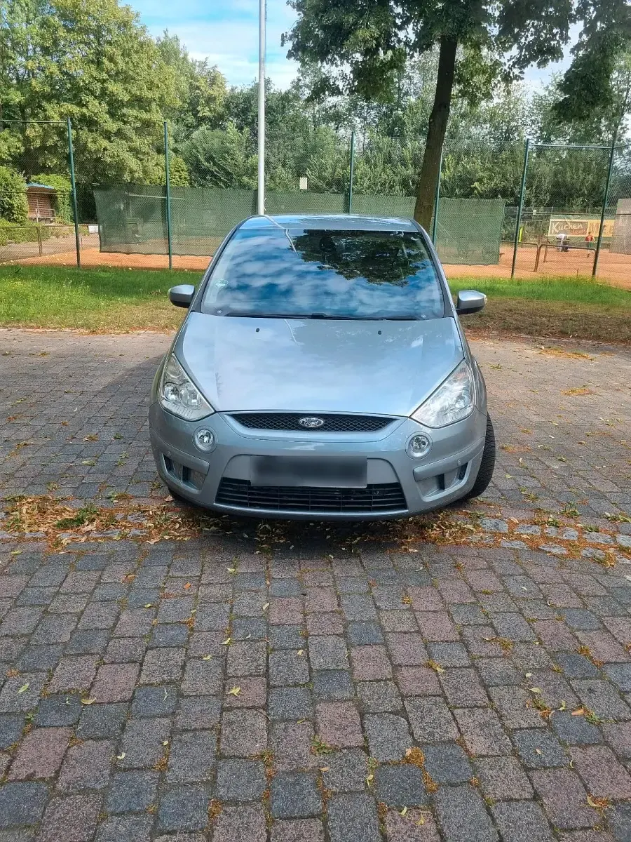 Gebraucht Ford S-MAX S 140 PS (102 kW) 2007 Silber Van / Kleinbus