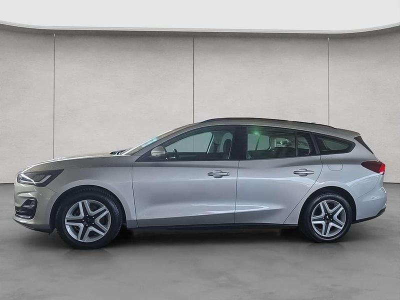 Used Ford Focus Cool & Connect 125 HP (91 kW) 2022 Silver Estate