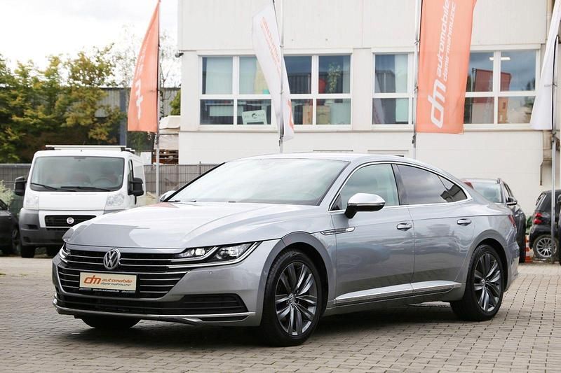 Gebraucht VW Arteon Elegance 190 PS (139 kW) 2018 Silber Kleinwagen