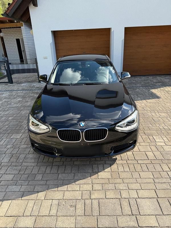 Gebraucht BMW 118 170 PS (125 kW) 2014 Schwarz Kleinwagen