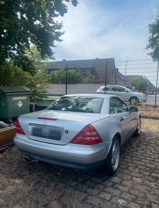 Silber Gebraucht 1999 Mercedes SLK200 Cabrio | 1.950 € (Superpreis) - Bild 1/4