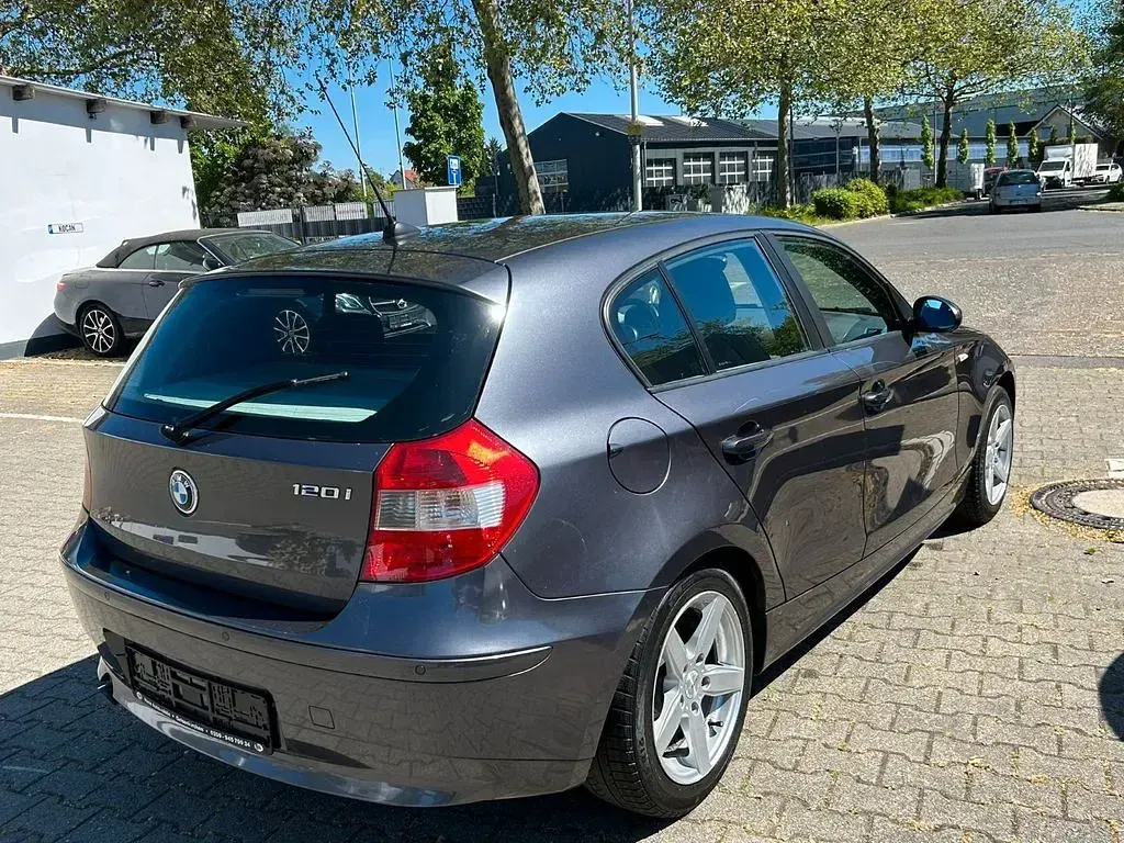 Gebraucht BMW 120 Sport Line 150 PS (110 kW) 2004 Grau Kleinwagen