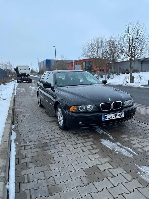 Gebraucht BMW 525 Shadowline 192 PS (141 kW) 2001 Schwarz Kombi