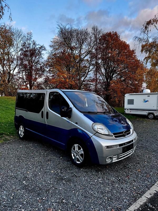 Gebraucht Opel Vivaro Edition 110 PS (80 kW) 2005 Andere farben Van / Kleinbus
