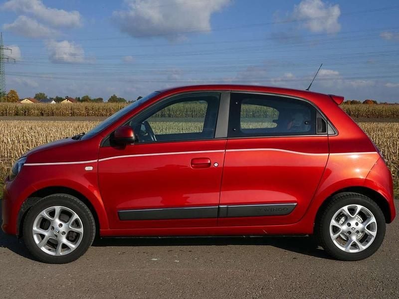Rot Gebraucht 2017 Renault Twingo Intens Kleinwagen | 8.200 € (Superpreis) - Bild 1/4
