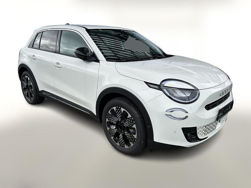 Gelato weiß Neu 2025 Fiat 600 La Prima SUV | 27.826 € (Fairer Preis) - Bild 1/4