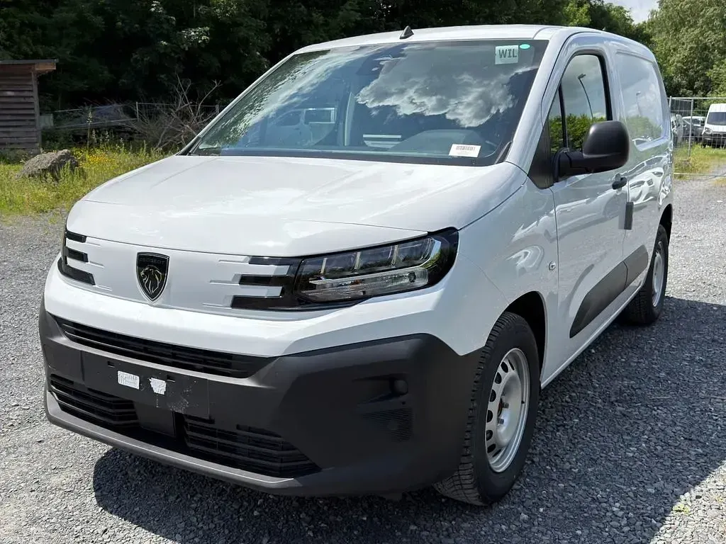 Neu Peugeot Partner 110 PS (80 kW) 2026 Weiss Van / Kleinbus