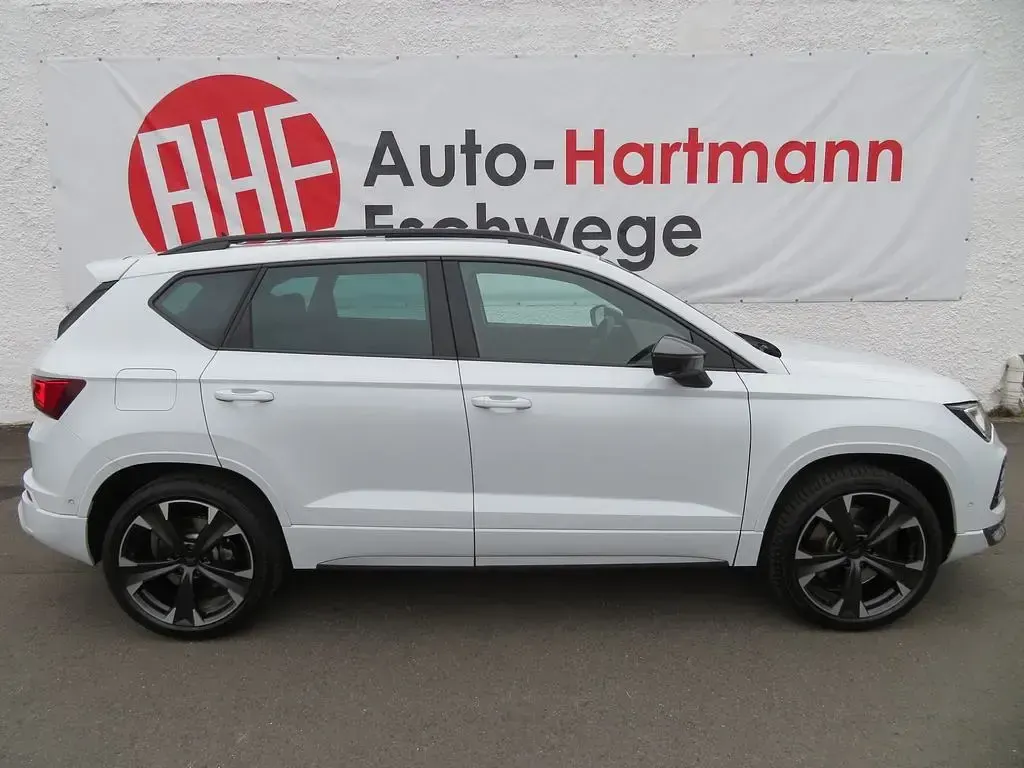 Usata Cupra Ateca 300 CV (220 kW) 2023 Bianco SUV
