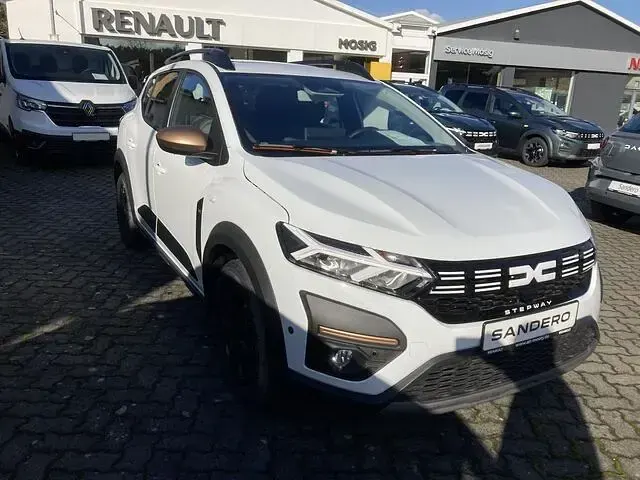 Neu Dacia Sandero Extreme 110 PS (80 kW) 2026 Weiß grau Limousine