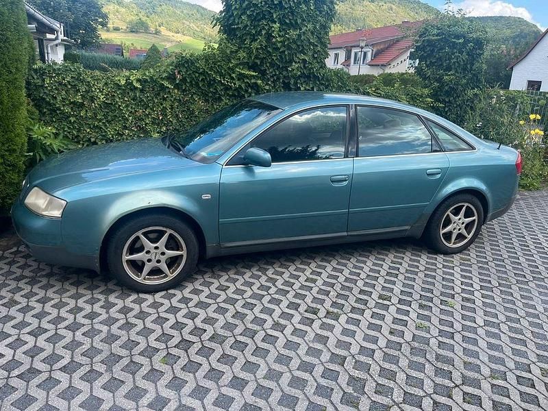 Grün Gebraucht 1999 Audi A6 Limousine | 1.330 € (Guter Preis) - Bild 1/4