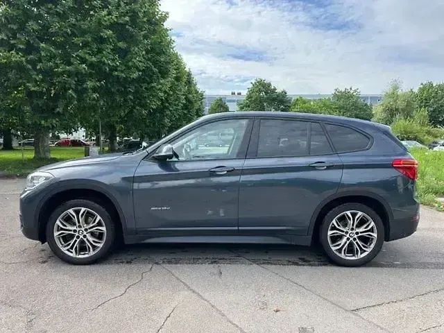 Gebraucht BMW X1 Exclusive 150 PS (110 kW) 2016 Grau SUV