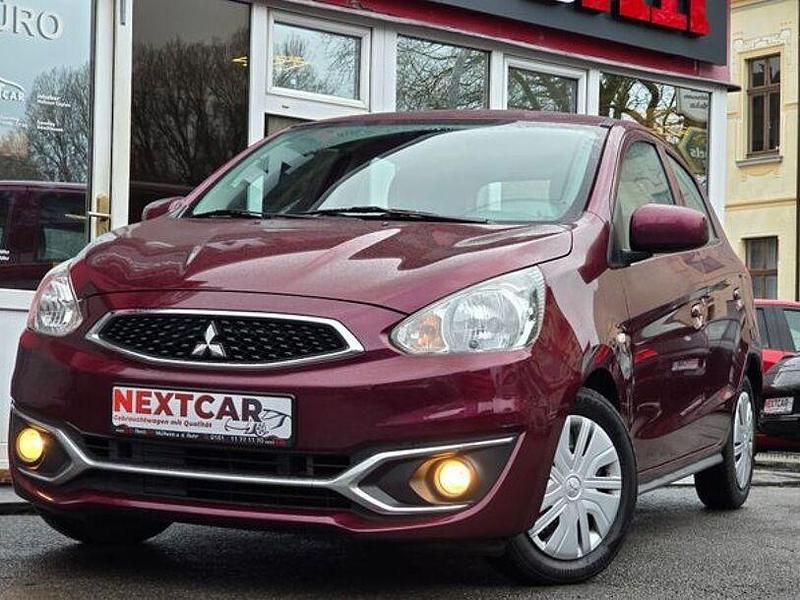 Gebraucht Mitsubishi Space Star Diamant Edition 71 PS (52 kW) 2016 Rot Kleinwagen