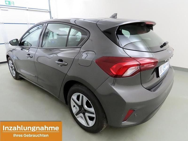 Gebraucht Ford Focus 120 PS (88 kW) 2022 Grau Limousine