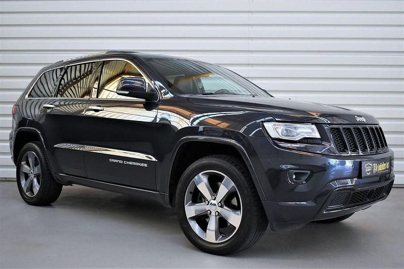 Maximum steel met. clear coat Gebraucht 2015 Jeep Grand Cherokee Overland SUV | 21.990 € (Fairer Preis) - Bild 1/4