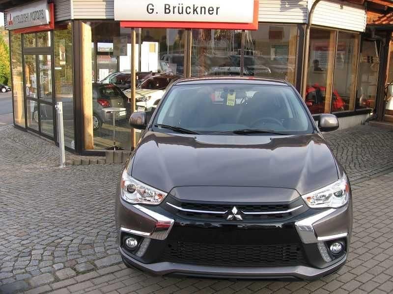 Gebraucht Mitsubishi ASX Edition 117 PS (86 kW) 2018 Granitbraun SUV