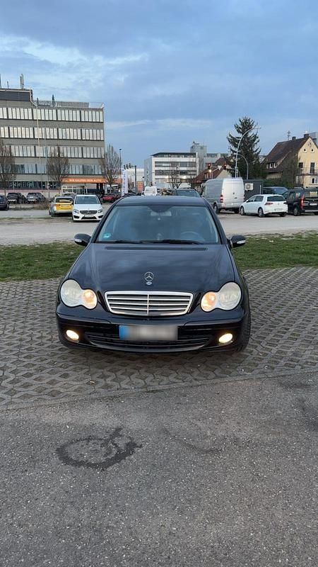 Gebraucht Mercedes C180 143 PS (105 kW) 2005 Schwarz Limousine