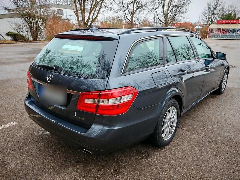 Gebraucht Mercedes E350 265 PS (194 kW) 2010 Grau Kombi