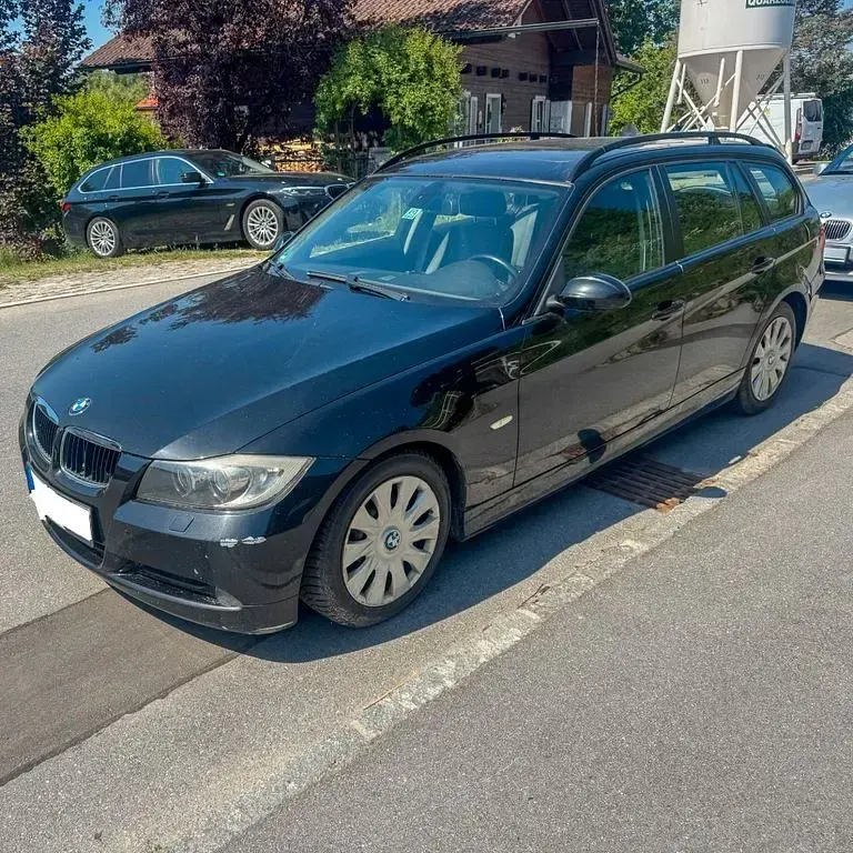 Gebraucht BMW 320 150 PS (110 kW) 2006 Schwarz Kombi