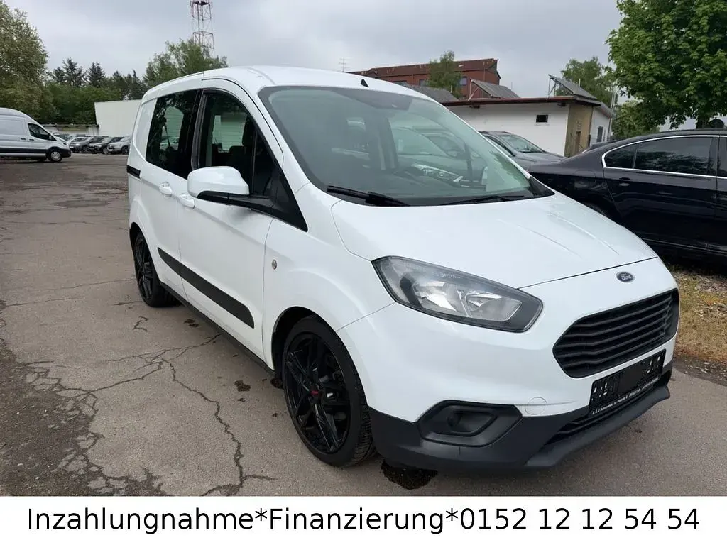 Begagnad Ford Transit Trend 75 HK (55 kW) 2020 Vit Kombi