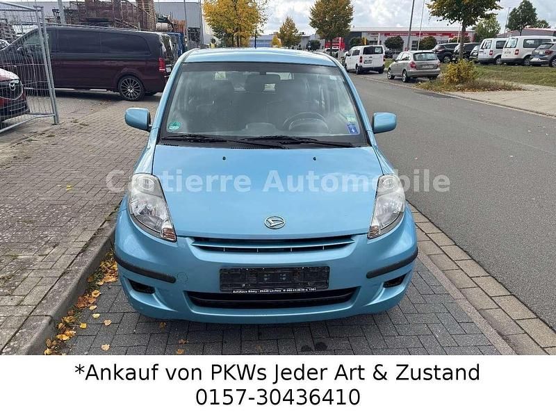 Gebraucht Daihatsu Sirion 91 PS (66 kW) 2008 Blau Kleinwagen