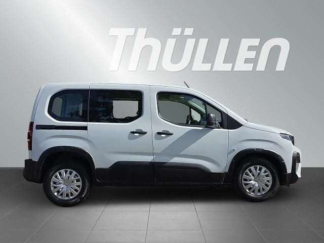 Gebraucht Peugeot Rifter Active 102 PS (75 kW) 2024 Weiß Van / Kleinbus