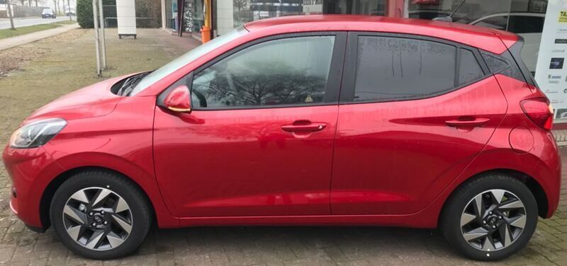 Rot Neu 2024 Hyundai i10 Trend Kleinwagen | 16.990 € (Guter Preis) - Bild 1/4