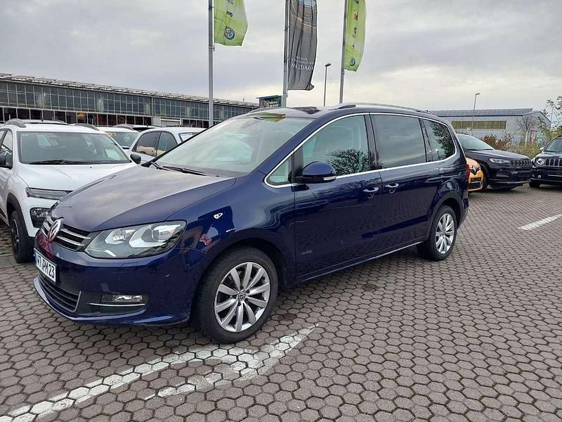 Gebraucht VW Sharan Highline 177 PS (130 kW) 2019 Blau Van / Kleinbus