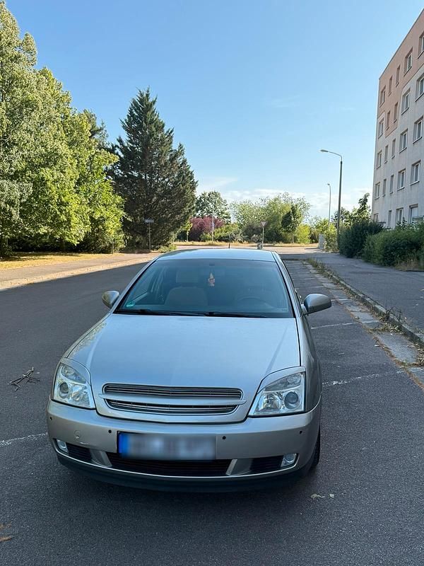 Andere farben Gebraucht 2003 Opel Vectra Limousine | 2.450 € (Etwas zu teuer) - Bild 1/4