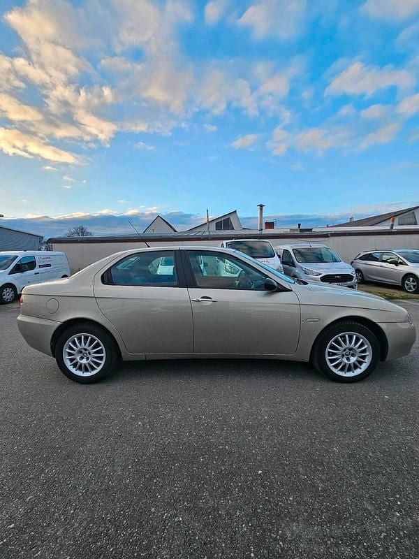 Gebraucht Alfa Romeo 156 166 PS (122 kW) 2004 Gold Limousine