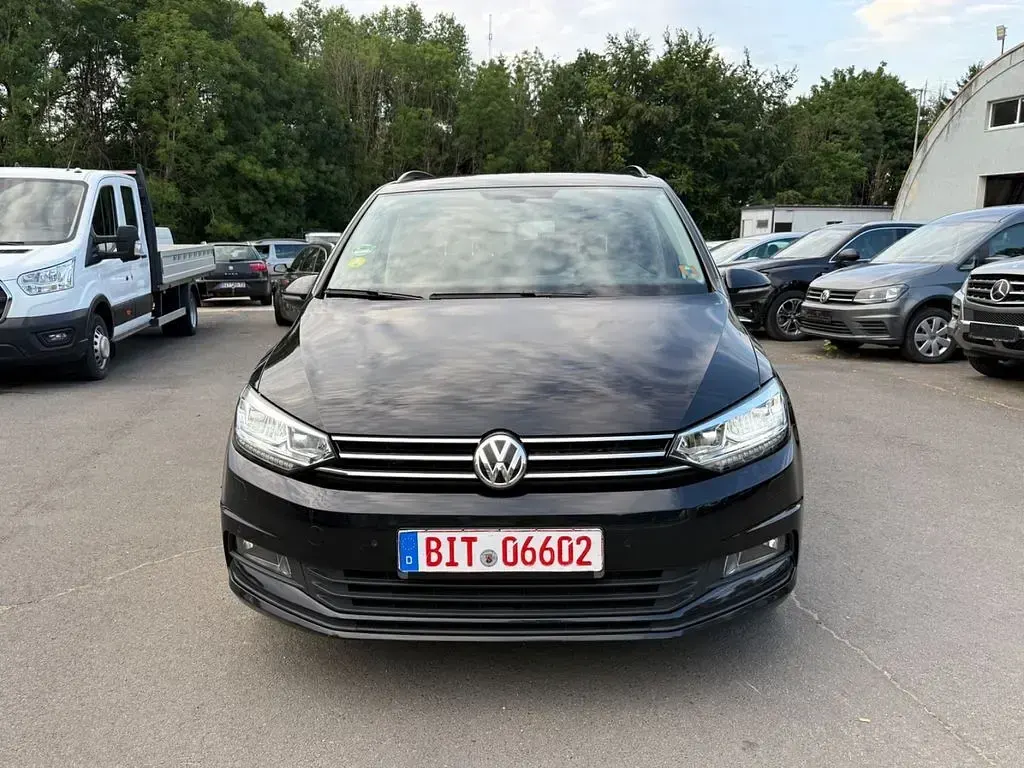 Gebraucht VW Touran Highline 150 PS (110 kW) 2017 Schwarz Van / Kleinbus