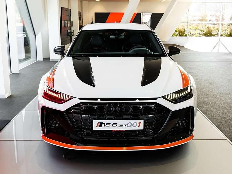 Gebraucht Audi RS6 Performance 630 PS (463 kW) 2024 Arkonaweiß Kombi