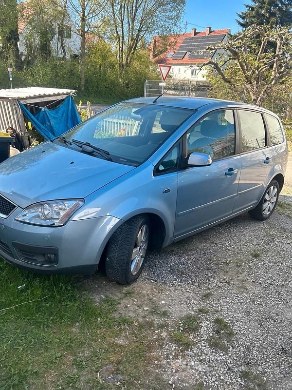 Second-hand Ford Focus 120 CP (88 kW) 2003 Albastru Break