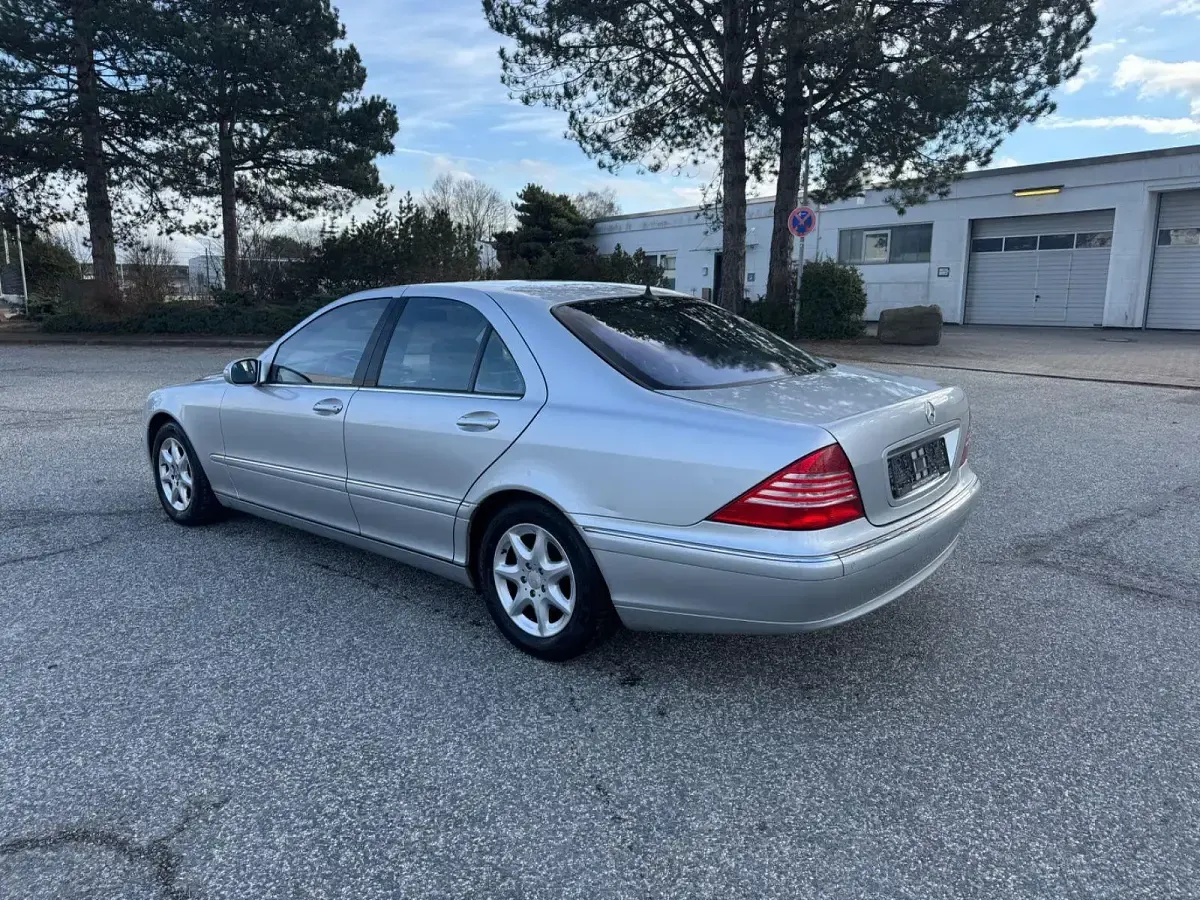 Gebraucht Mercedes S500L 306 PS (225 kW) 2003 Silber Limousine