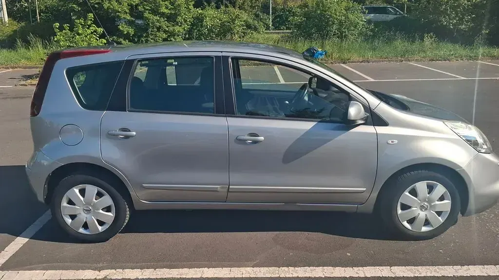 Gebraucht Nissan Note Acenta 88 PS (64 kW) 2009 Kleinwagen