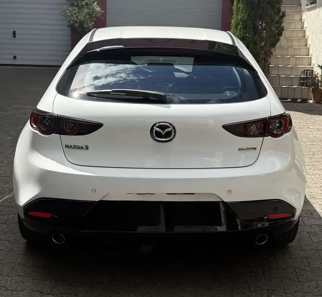 Gebraucht Mazda 3 Selection 122 PS (89 kW) 2021 Weiß Kleinwagen