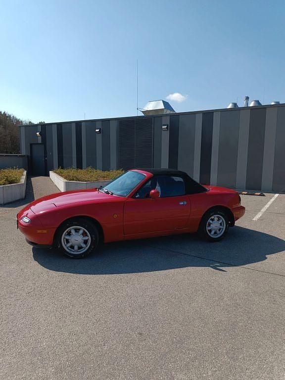 Gebraucht Mazda MX5 116 PS (85 kW) 1992 Rot Cabrio