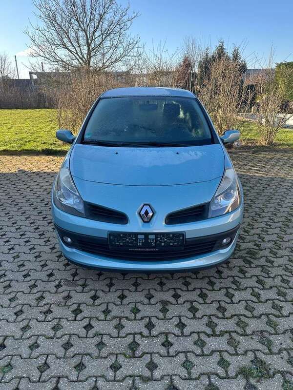 Gebraucht 2008 Renault Clio II Dynamique Limousine | 2.500 € (Fairer Preis) - Bild 1/4