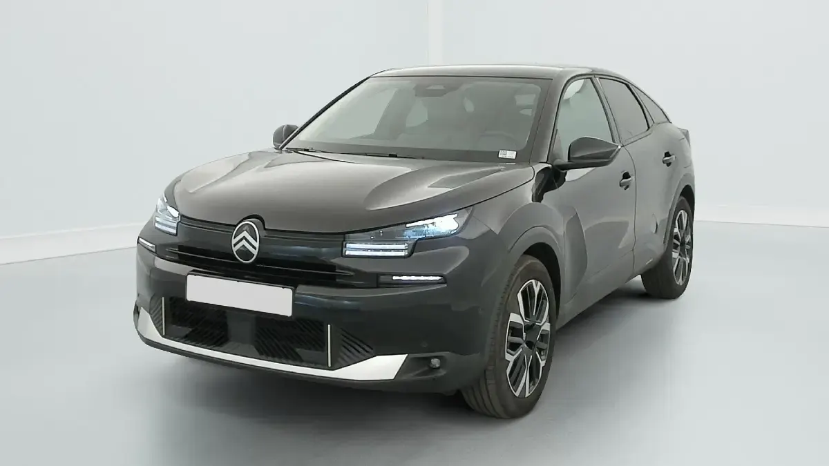Gebraucht Citroën C4 136 PS (100 kW) 2025 Schwarz (noir perla nera) SUV