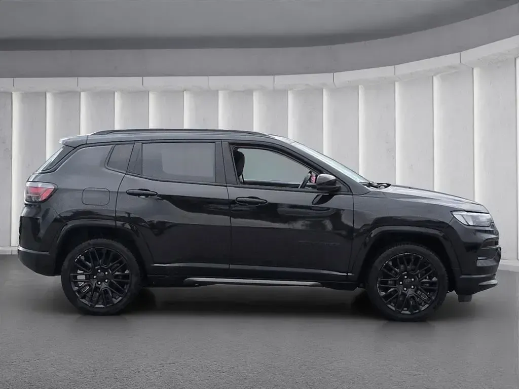Usado Jeep Compass 241 CV (177 kW) 2022 Negro SUV