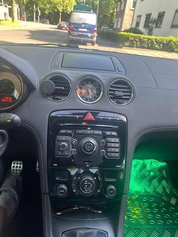 Gebraucht Peugeot RCZ 200 PS (147 kW) 2012 Weiß Coupé