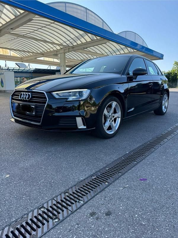 Gebraucht Audi A3 150 PS (110 kW) 2019 Schwarz Limousine