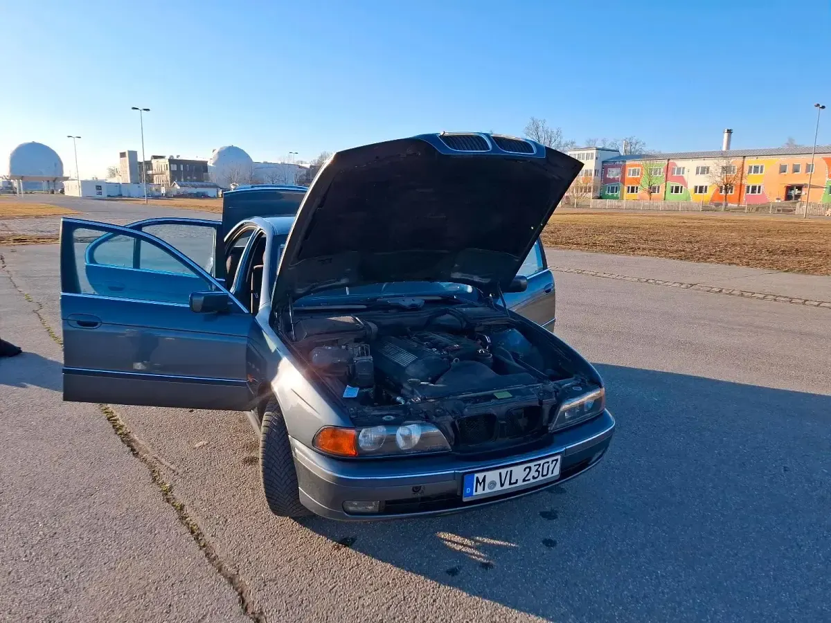 Gebraucht BMW 523 170 PS (125 kW) 1998 Limousine