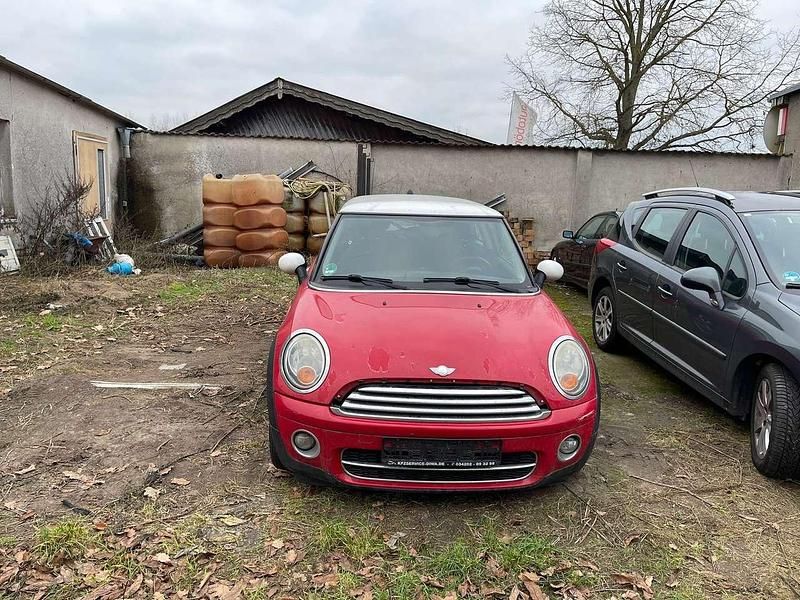 Gebraucht Mini Cooper D 109 PS (80 kW) 2008 Chili red Kleinwagen
