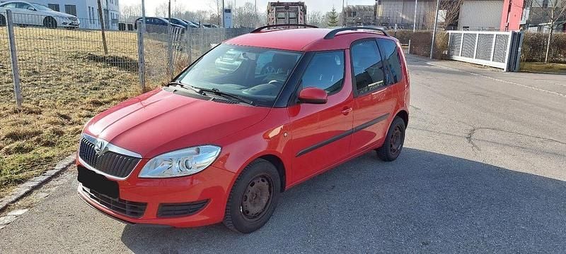 Gebraucht Skoda Roomster Active 86 PS (63 kW) 2014 Rot Van / Kleinbus