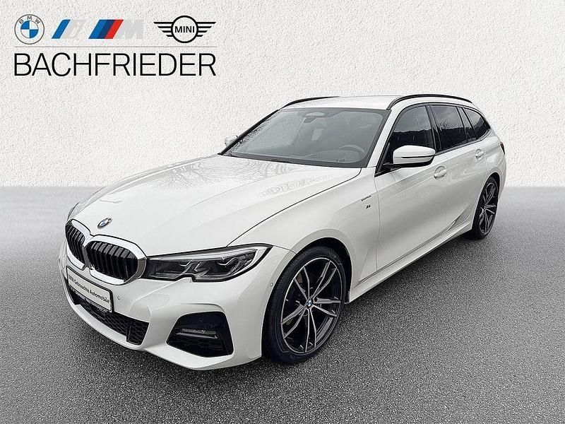 Weiß Gebraucht 2021 BMW 320 M Sport Kombi | 32.680 € (Fairer Preis) - Bild 1/4