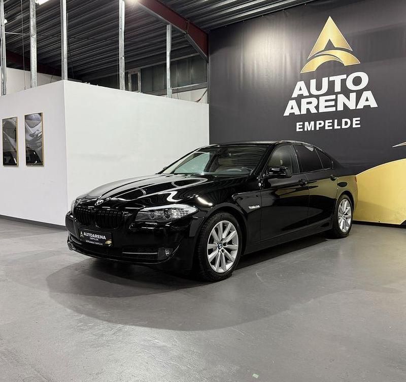Schwarz Gebraucht 2010 BMW 523 Shadowline Limousine | 15.999 € (Teuer) - Bild 1/4