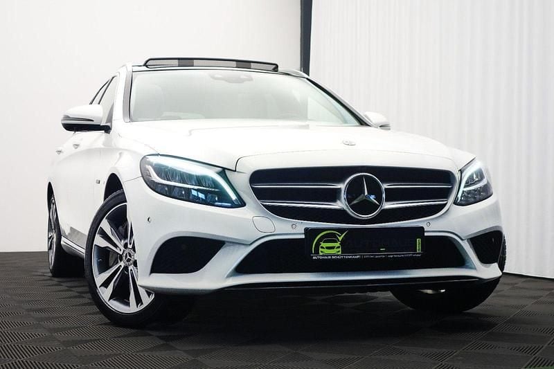 Weiß Gebraucht 2021 Mercedes C300e Kombi | 24.900 € (Guter Preis) - Bild 1/4
